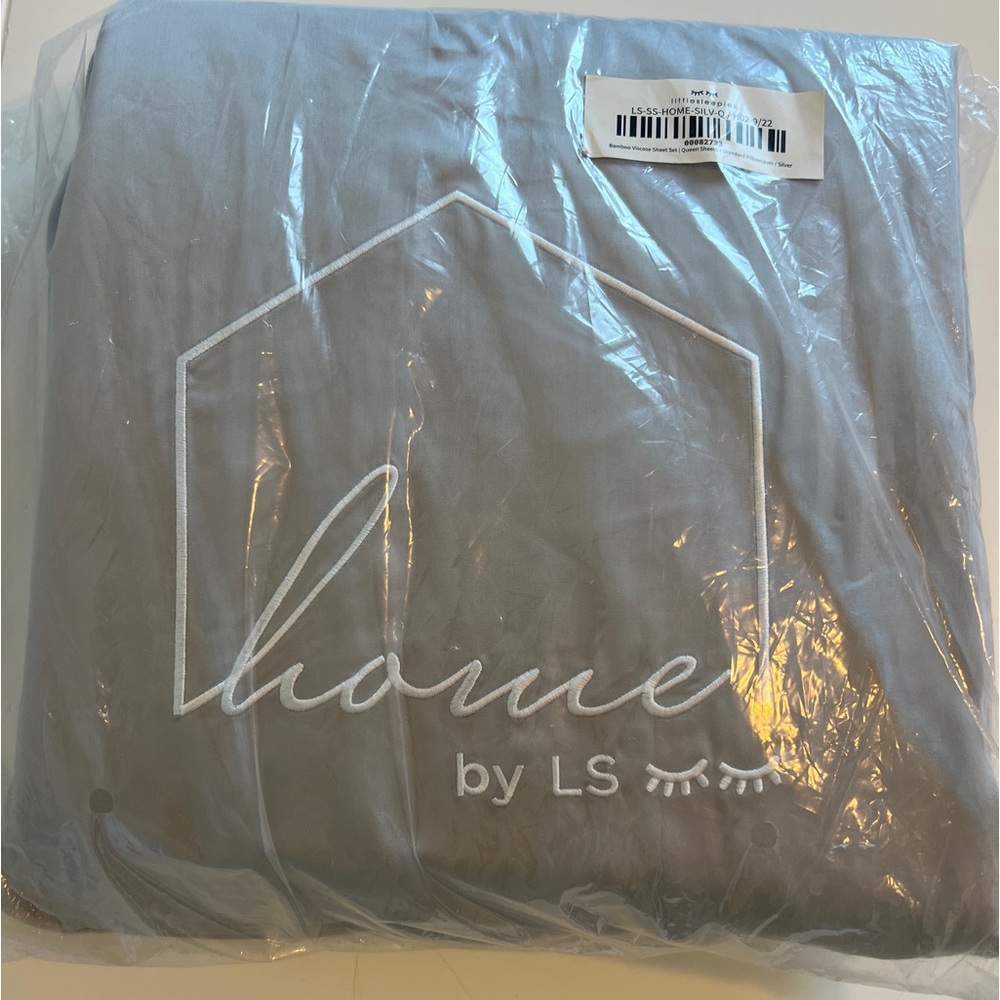 Little Sleepies Queen sheet set